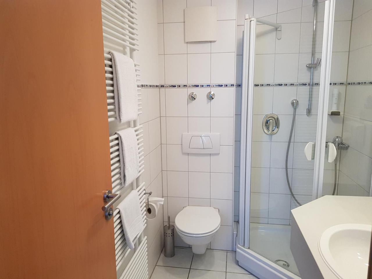 Hotel Habana Aalen Exteriör bild