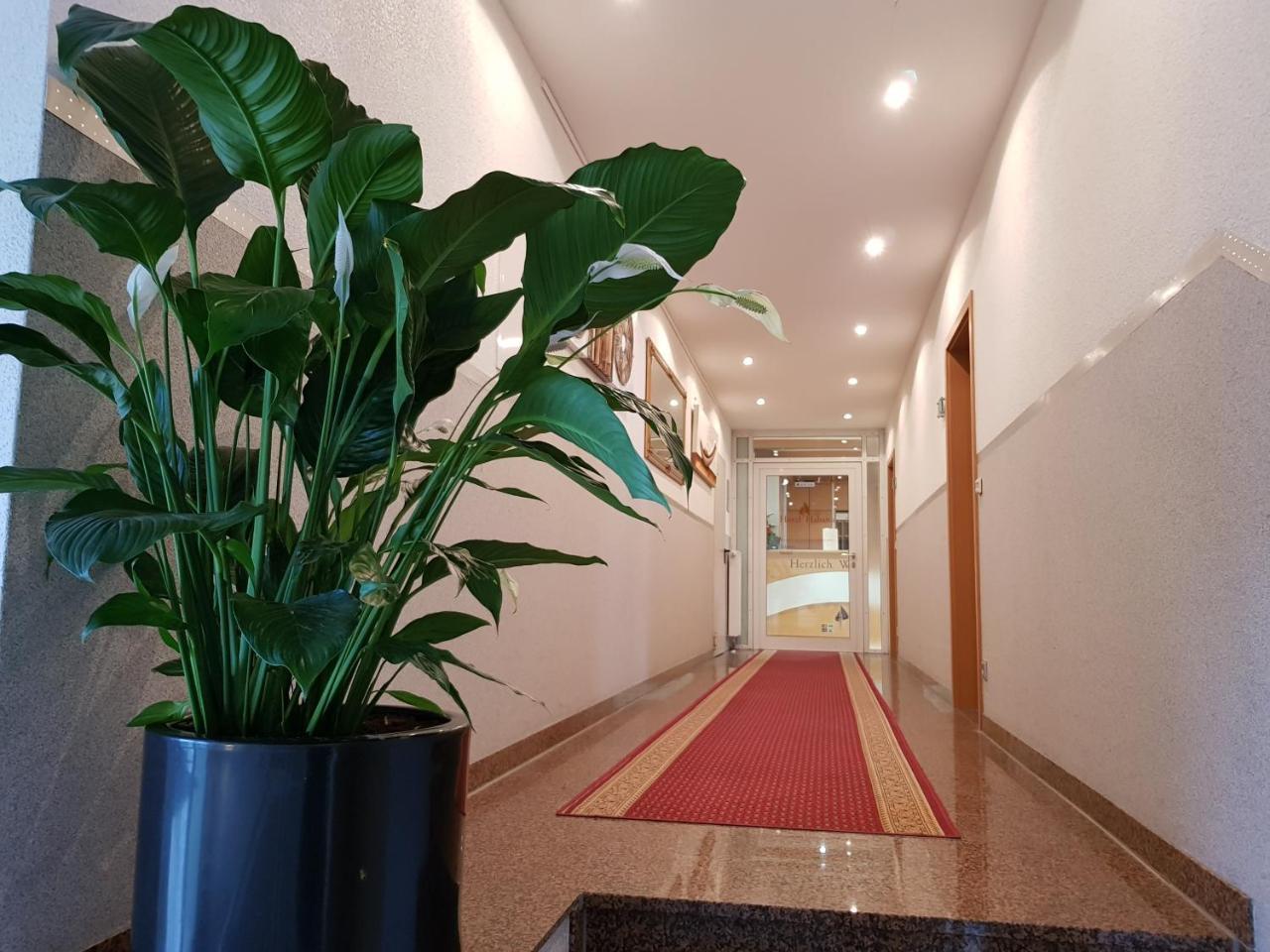 Hotel Habana Aalen Exteriör bild